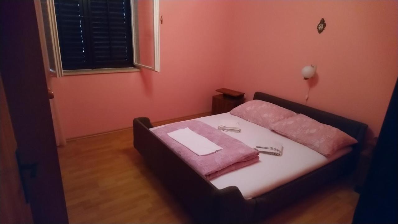 Apartment Vidas Kampor ภายนอก รูปภาพ